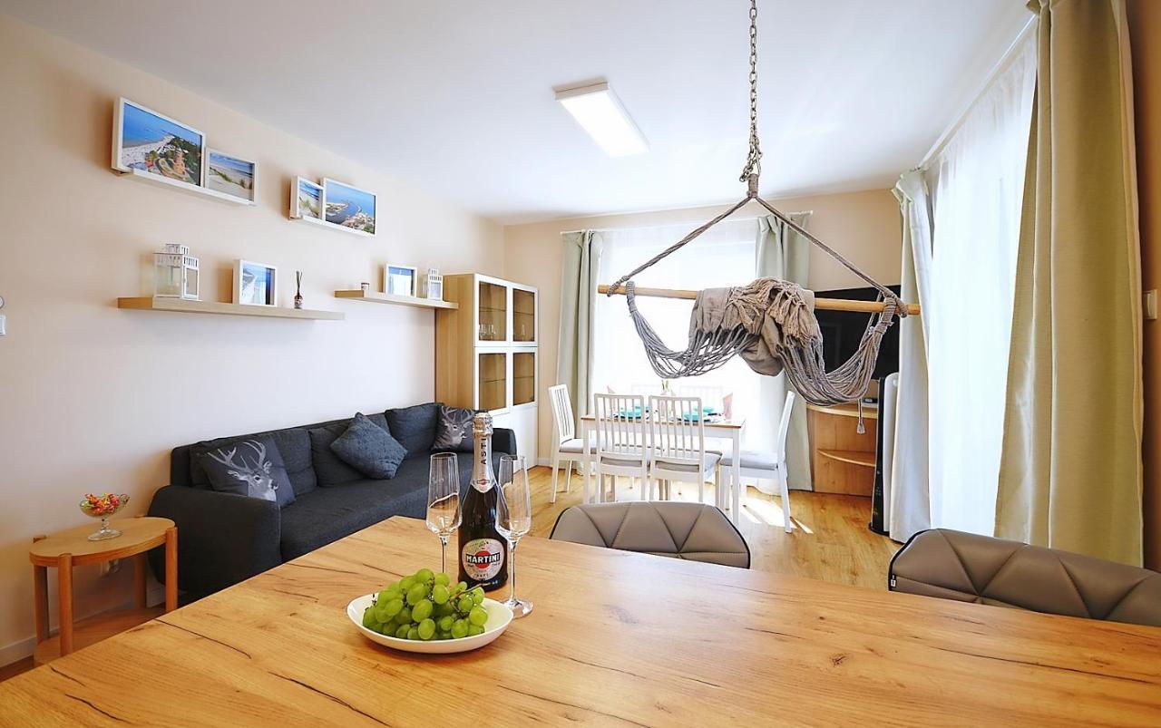 Apartament Premium Mikiniki Kolobrzeg Apartment Bagian luar foto
